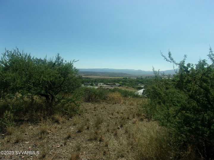 691 S Park Cir Camp Verde AZ. Photo 3 of 9