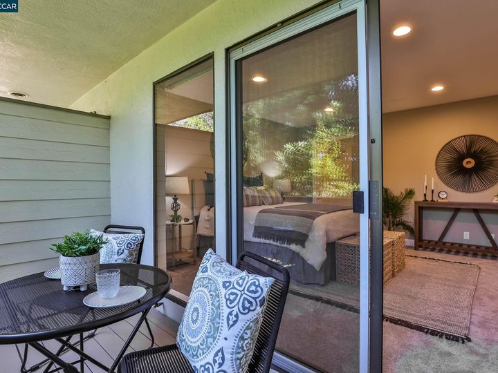 7 Janin Pl, Pleasant Hill, CA, 94523 Townhouse. Photo 17 of 33