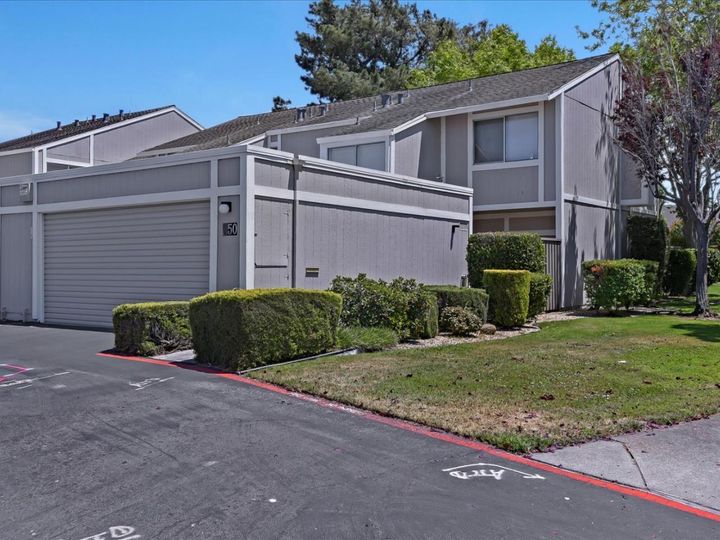 752 Neptune Ln, Foster City, CA, 94404 Townhouse. Photo 4 of 40