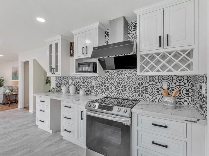 760 W 9th St, Gilroy, CA | . Photo 7 of 28