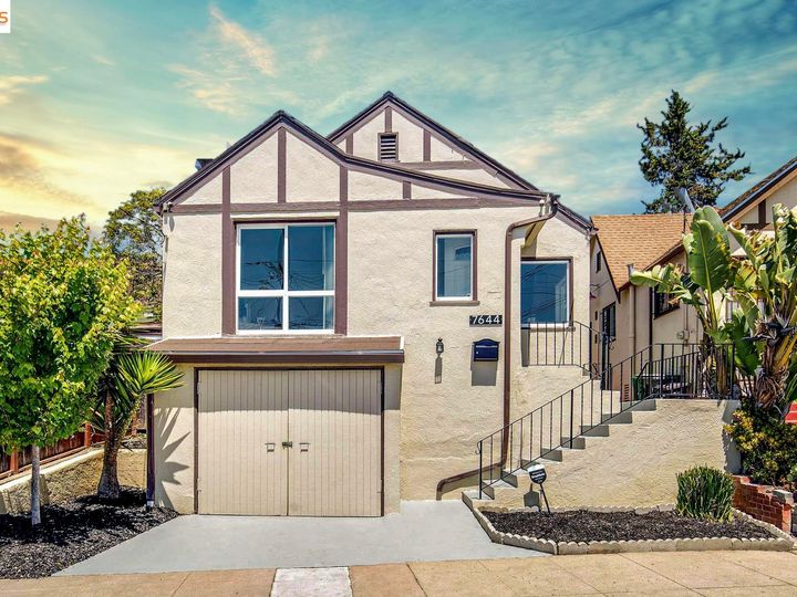 7644 Ney Ave, Oakland, CA | Eastmont Hills. Photo 1 of 32