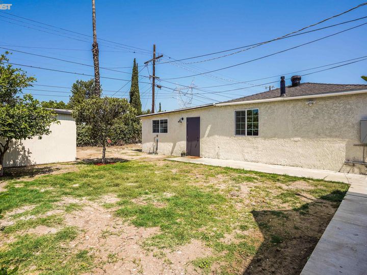 7825 Simpson Ave, North Hollywood (los Angeles), CA | . Photo 38 of 41