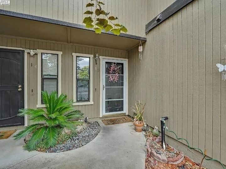 801 Nash Rd #I-3, Hollister, CA, 95023 Townhouse. Photo 1 of 26