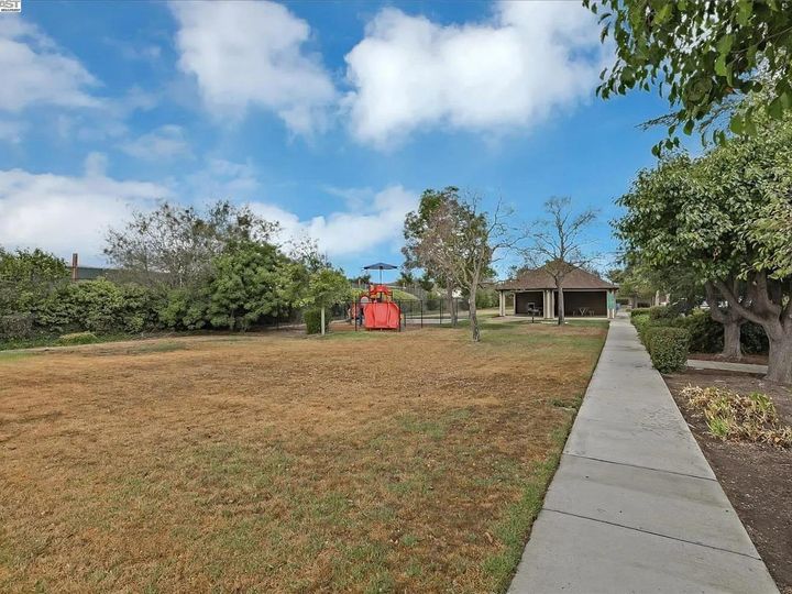 801 Nash Rd #I-3, Hollister, CA, 95023 Townhouse. Photo 23 of 26