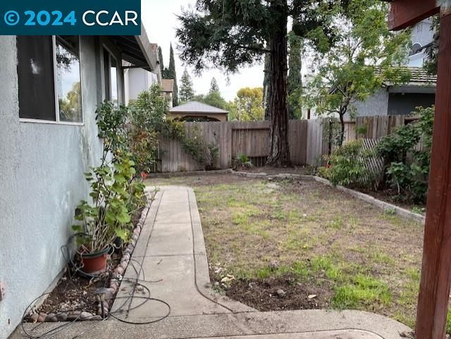 802 Notre Dame Dr, Vacaville, CA | . Photo 30 of 34