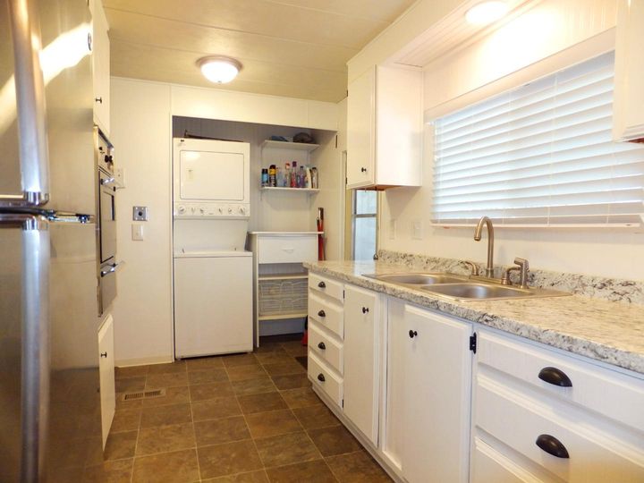 8282 Murray Ave, Gilroy, CA | . Photo 16 of 35