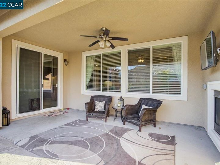 8575 Pinehollow Cir, Discovery Bay, CA | The Lakes. Photo 34 of 40