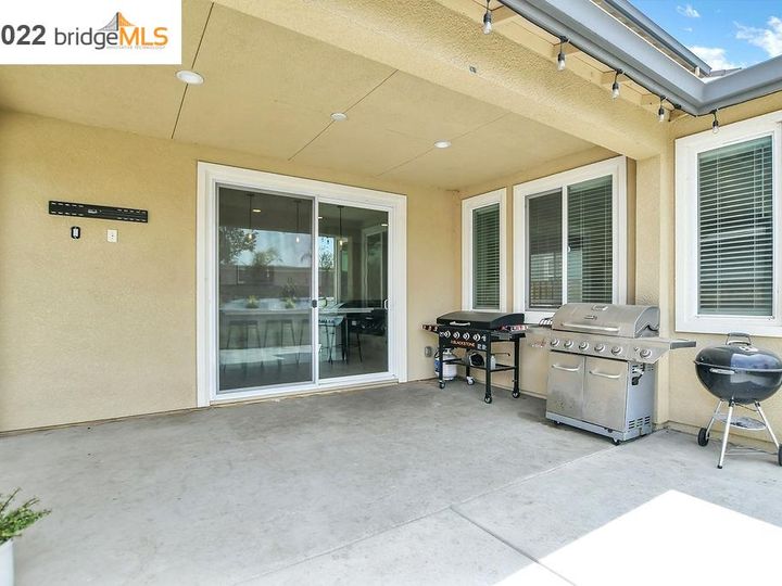 9036 Tradewinds Cir, Discovery Bay, CA | The Lakes. Photo 35 of 52