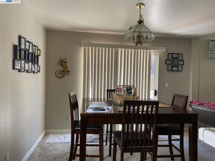 950 Country Run Dr, Martinez, CA | Parkside. Photo 2 of 37