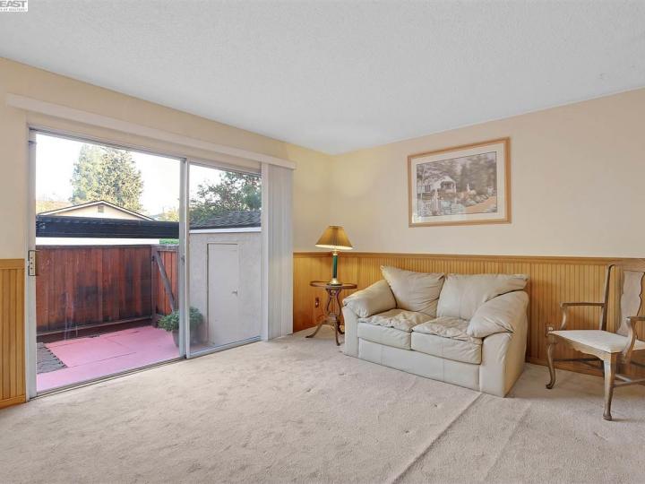 956 Dolores, Livermore, CA, 94550 Townhouse. Photo 13 of 32