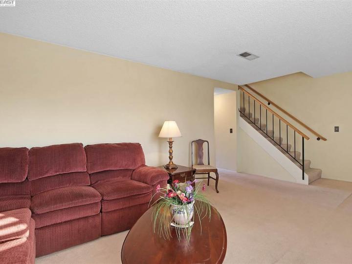 956 Dolores, Livermore, CA, 94550 Townhouse. Photo 19 of 32