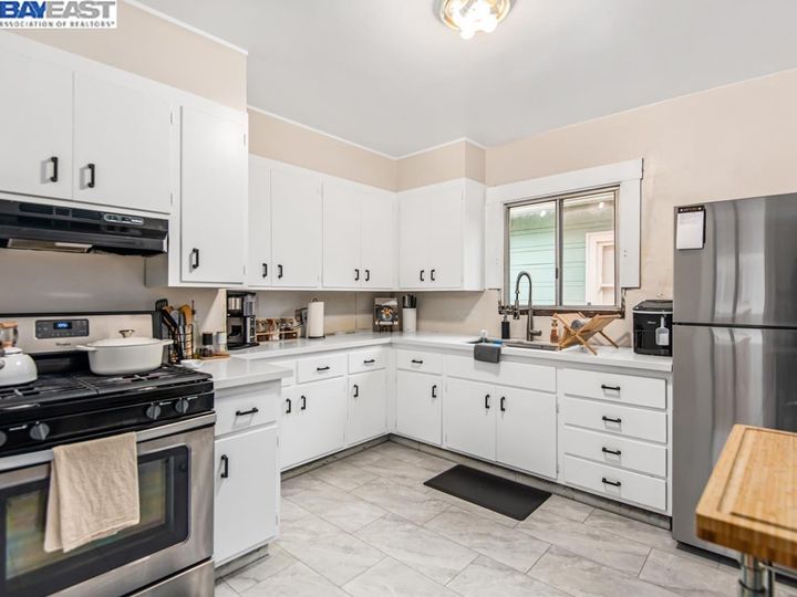959 42nd St, Oakland, CA | N Oakland. Photo 9 of 31