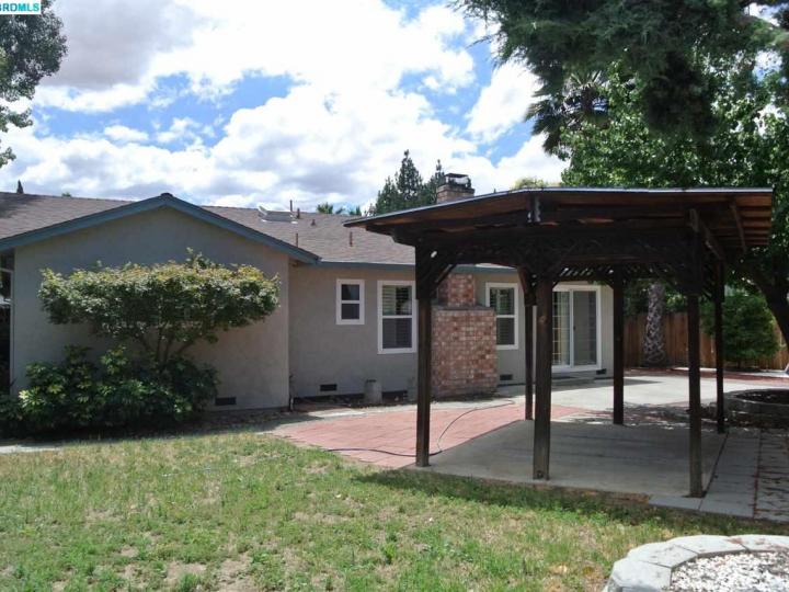 973 Terry Ct, Pittsburg, CA | Meadowbrook. Photo 13 of 17