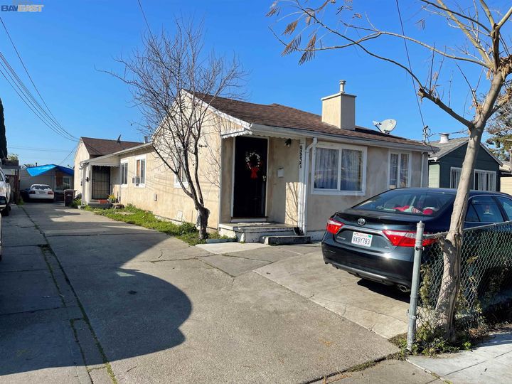 9837 Plymouth St, Oakland, CA | . Photo 1 of 5