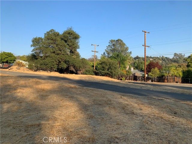 Parkwood Dr Oroville CA. Photo 7 of 26