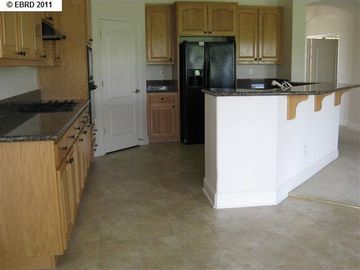 Rental 1135 Burghley Ln, Brentwood, CA, 94513. Photo 2 of 5