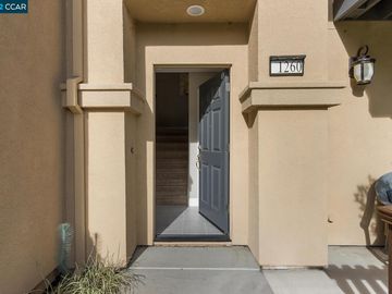 1260 Detroit Ave #5, Concord, CA, 94520 Townhouse. Photo 2 of 37