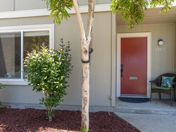 1287 Rosita Rd, Pacifica, CA, 94044 Townhouse. Photo 2 of 34