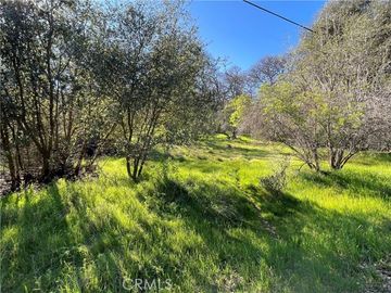 13161 Country Club Dr, Clearlake, CA