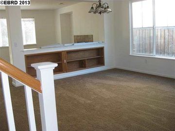 Rental 142 Trent Pl, Brentwood, CA, 94513. Photo 2 of 6