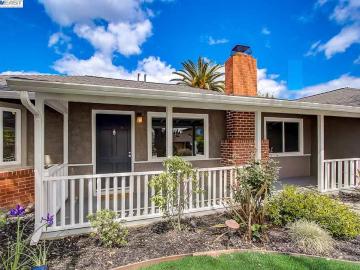 154 Maxine Dr, Pleasant Hill, CA | Gregory Gardens. Photo 4 of 39