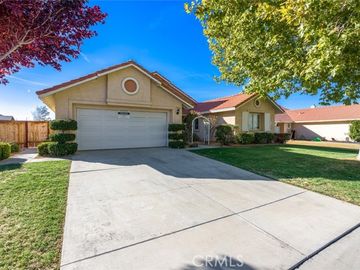 15636 Amber Pointe Dr, Victorville, CA