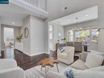 159 Fisher Ct, Brentwood, CA | Brentwood. Photo 6 of 60