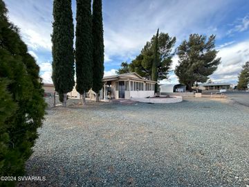 17051 E Panorama Dr, Mayer, AZ | Residential & Mobile. Photo 3 of 18