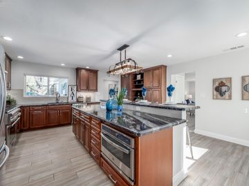 210 Clarke Ave, Livermore, CA | Leland Heights. Photo 3 of 25