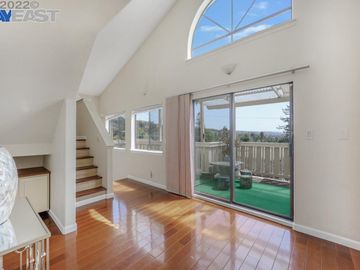 2120 Placer Dr, San Leandro, CA | Hill Crest Knoll. Photo 3 of 59