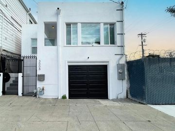 3008 Myrtle St, Oakland, CA | . Photo 2 of 38