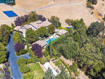 3428 Woodview Dr, Lafayette, CA | Burton Valley. Photo 2 of 40