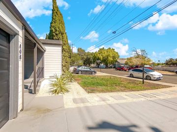 408 Cypress Ave, Vallejo, CA | . Photo 6 of 31