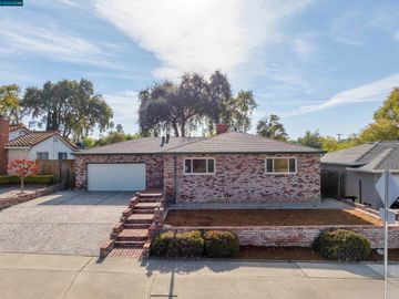 41 Clearbrook Rd, Lone Tree Meadow, CA