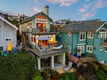 4930 Cliff Dr, Capitola, CA | . Photo 3 of 60