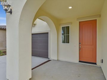 5349 Mcdowell Valley Ln, Antioch, CA | . Photo 4 of 40