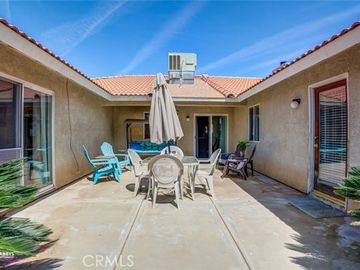 6407 Abby Rose Ave, Bakersfield, CA | . Photo 6 of 39