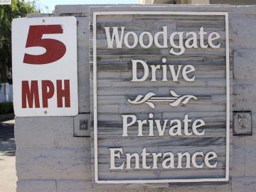 765 Woodgate Dr, Woodgate, CA