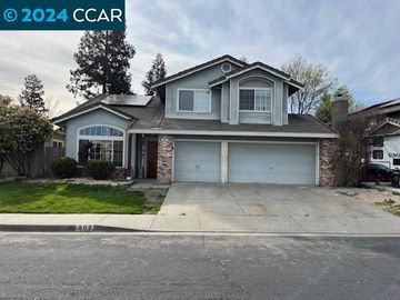 802 Notre Dame Dr, Vacaville, CA