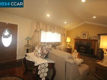822 Reef Point Dr, Rodeo, CA | View Park. Photo 3 of 33