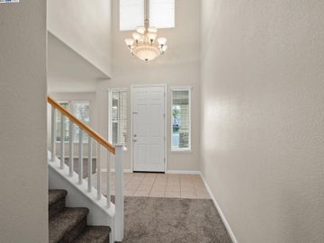 837 Olympic Ct, Brentwood, CA | Shadow Lakes. Photo 4 of 37