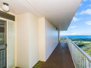 Makaha Valley Towers condo #1002A. Photo 5 of 21
